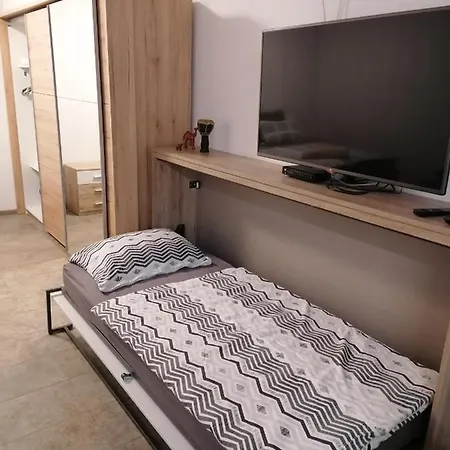 Daire Place Near Casino Mond - Apartma Urska *